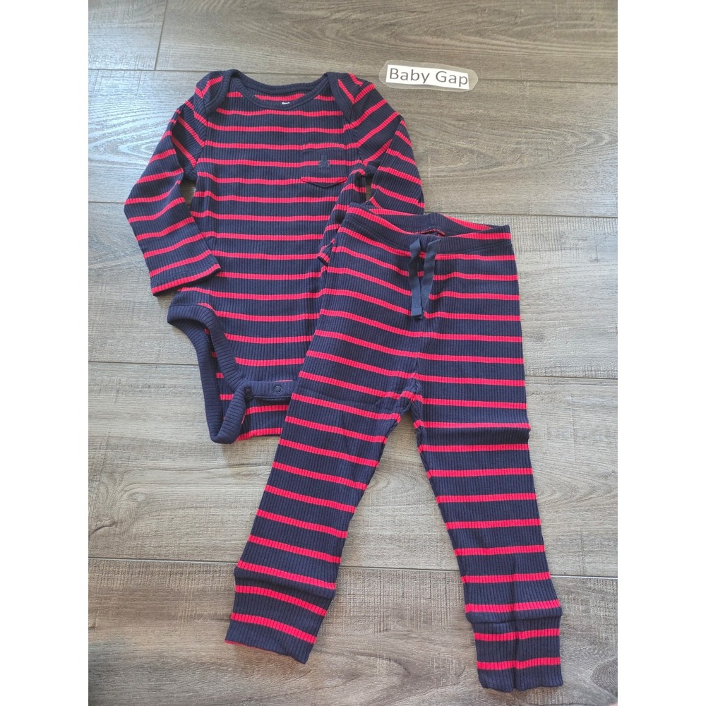 Baby gap ribbed outfit 12-18 mos